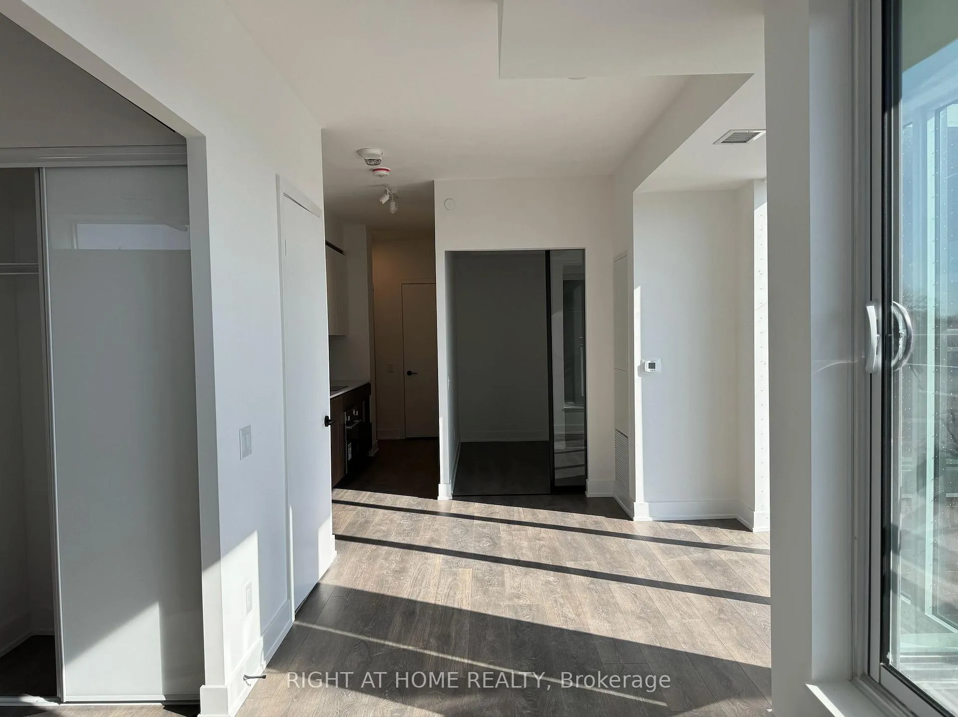 Photo 17 of Unit 301, 1285 Queen Street E, Toronto, Greenwood-Coxwell — HOMEH