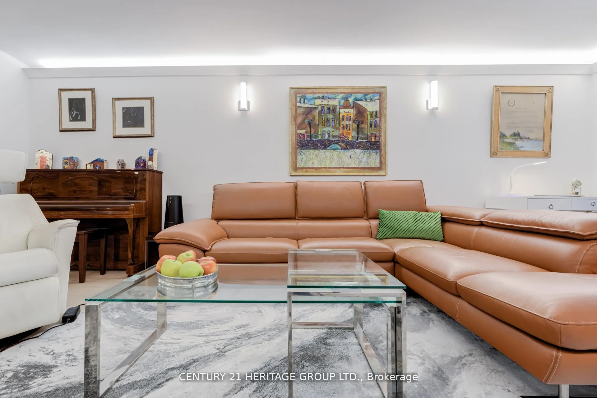 Photo 10 of Unit 805, 278 Bloor Street E, Toronto, Rosedale-Moore Park — HOMEH