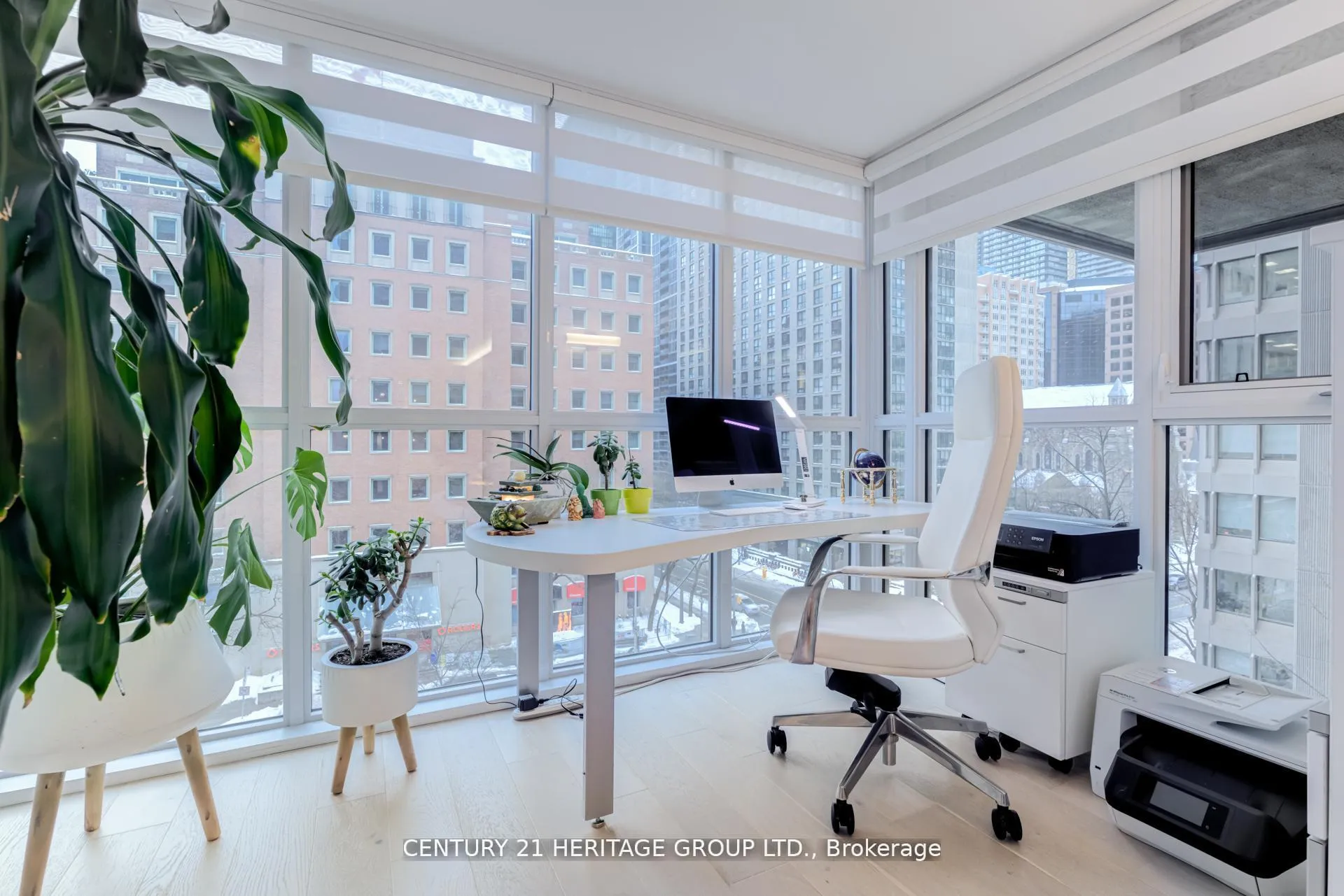 Photo 14 of Unit 805, 278 Bloor Street E, Toronto, Rosedale-Moore Park — HOMEH