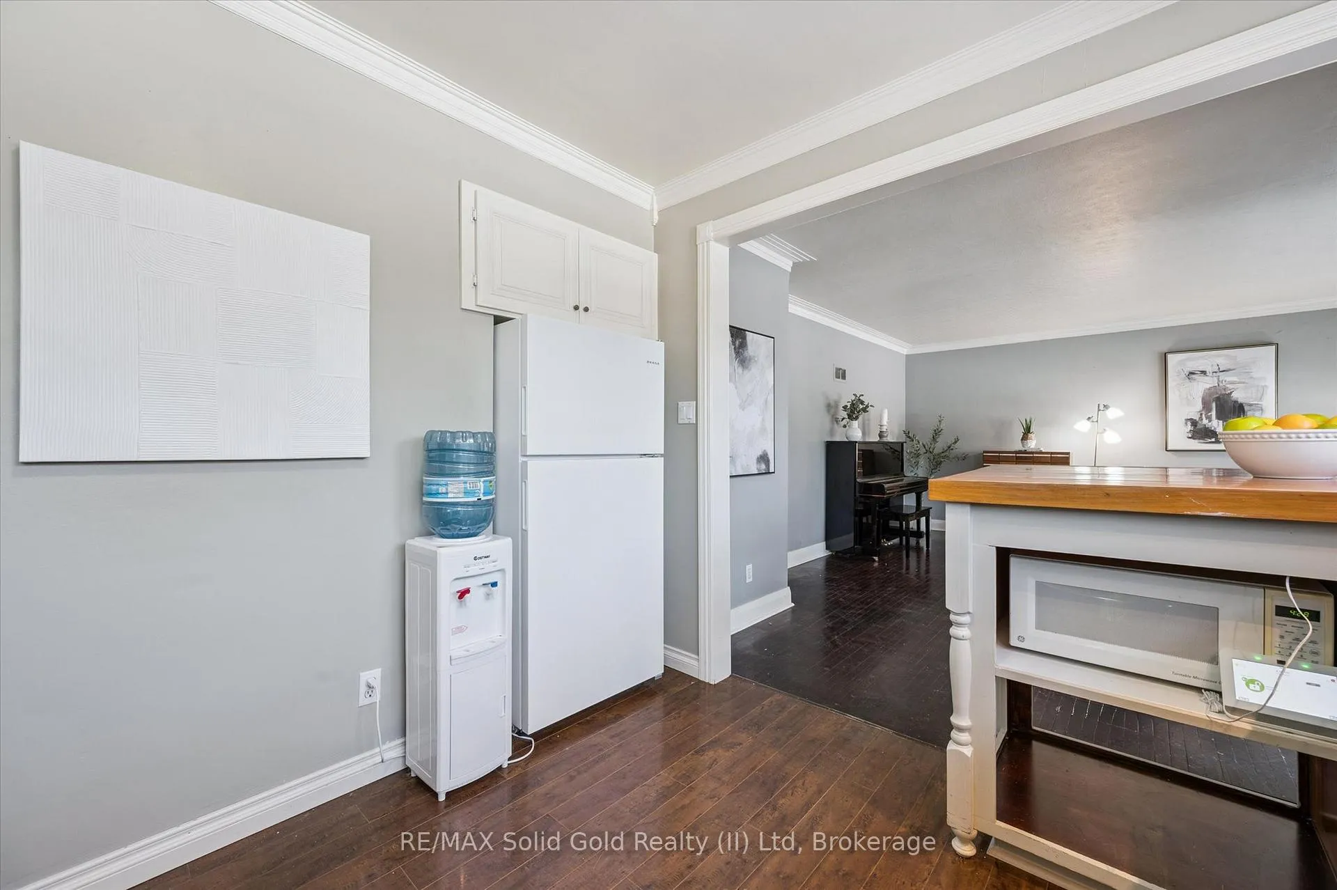 Photo 13 of 1135 Queens Boulevard, Kitchener — HOMEH