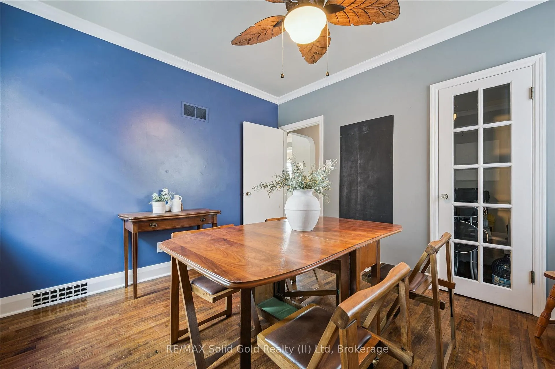 Photo 15 of 1135 Queens Boulevard, Kitchener — HOMEH