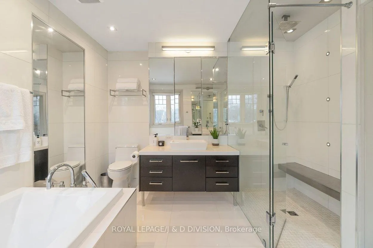 Photo 27 of 196 Inglewood Drive, Toronto, Rosedale-Moore Park — HOMEH