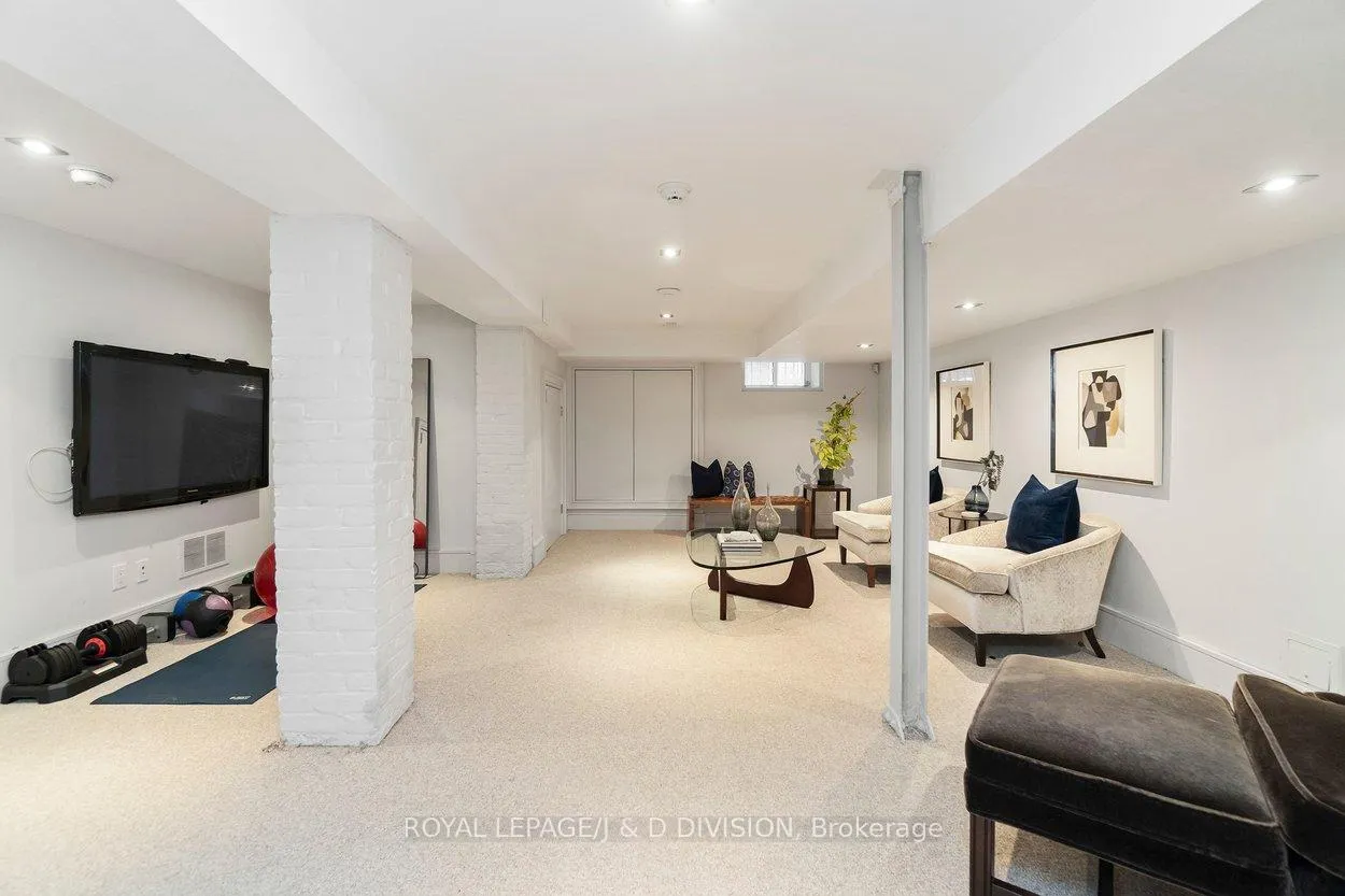 Photo 45 of 196 Inglewood Drive, Toronto, Rosedale-Moore Park — HOMEH