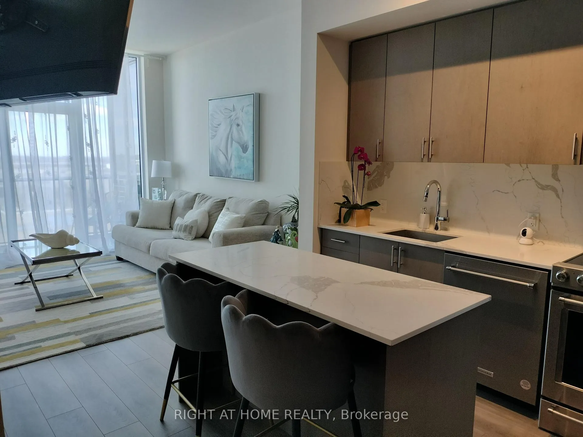Photo 11 of Unit 617, 9000 Jane Street N, Vaughan, Concord — HOMEH