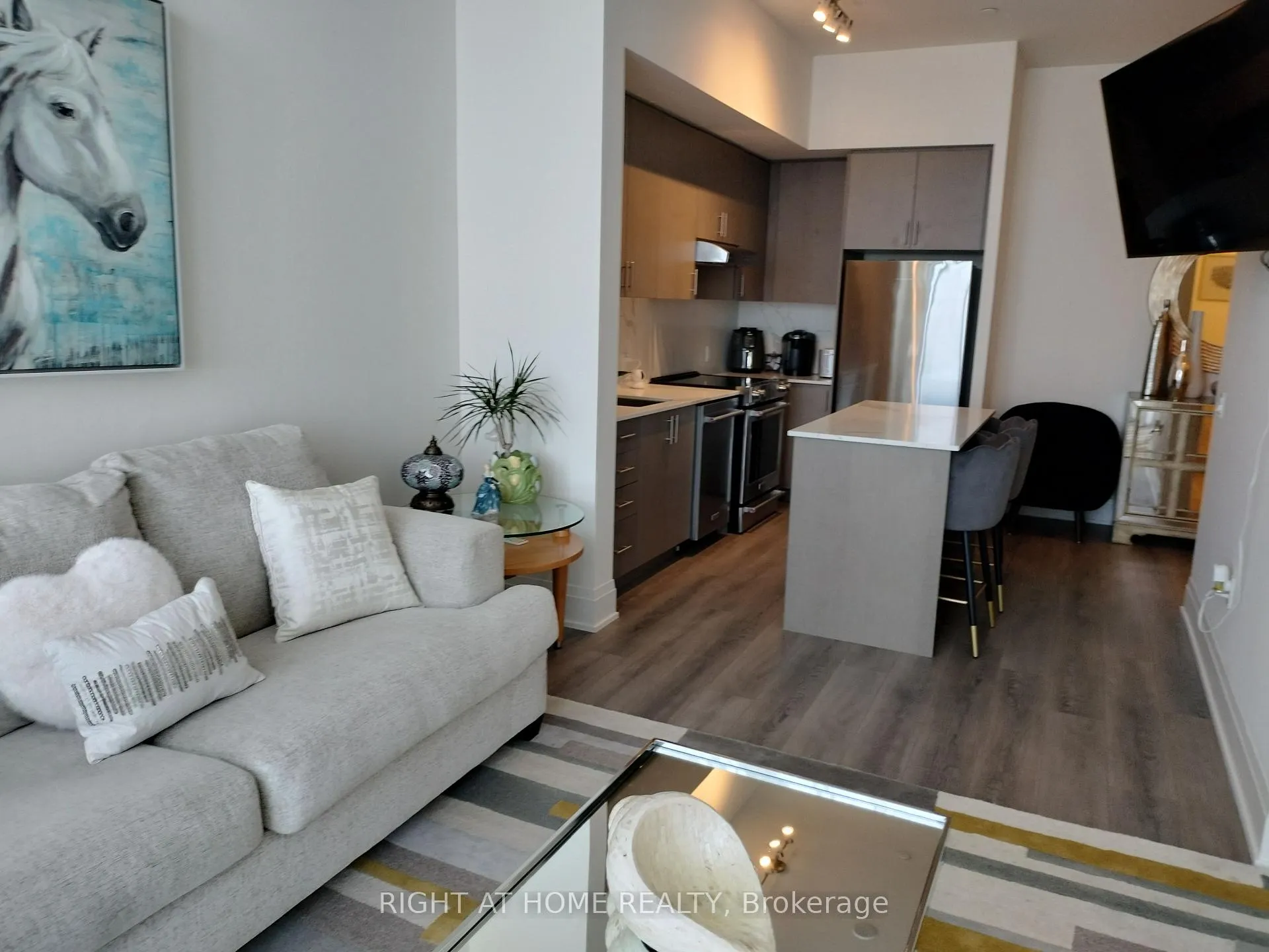 Photo 12 of Unit 617, 9000 Jane Street N, Vaughan, Concord — HOMEH