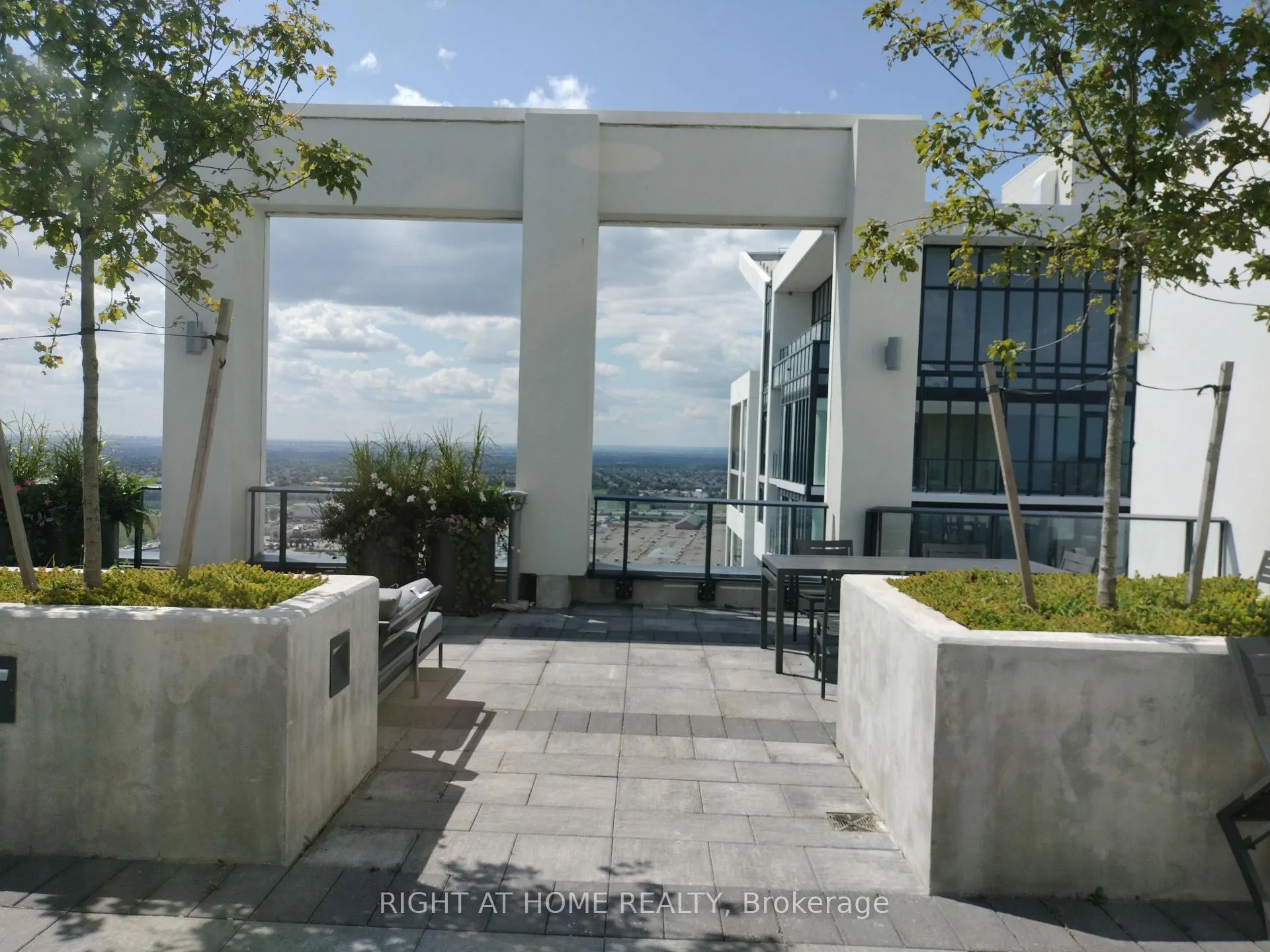 Photo 20 of Unit 617, 9000 Jane Street N, Vaughan, Concord — HOMEH