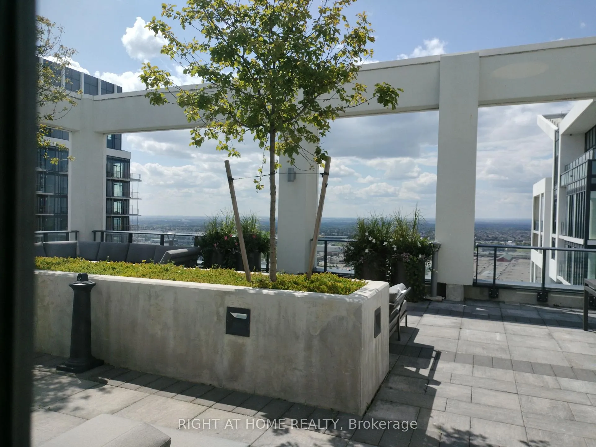 Photo 21 of Unit 617, 9000 Jane Street N, Vaughan, Concord — HOMEH