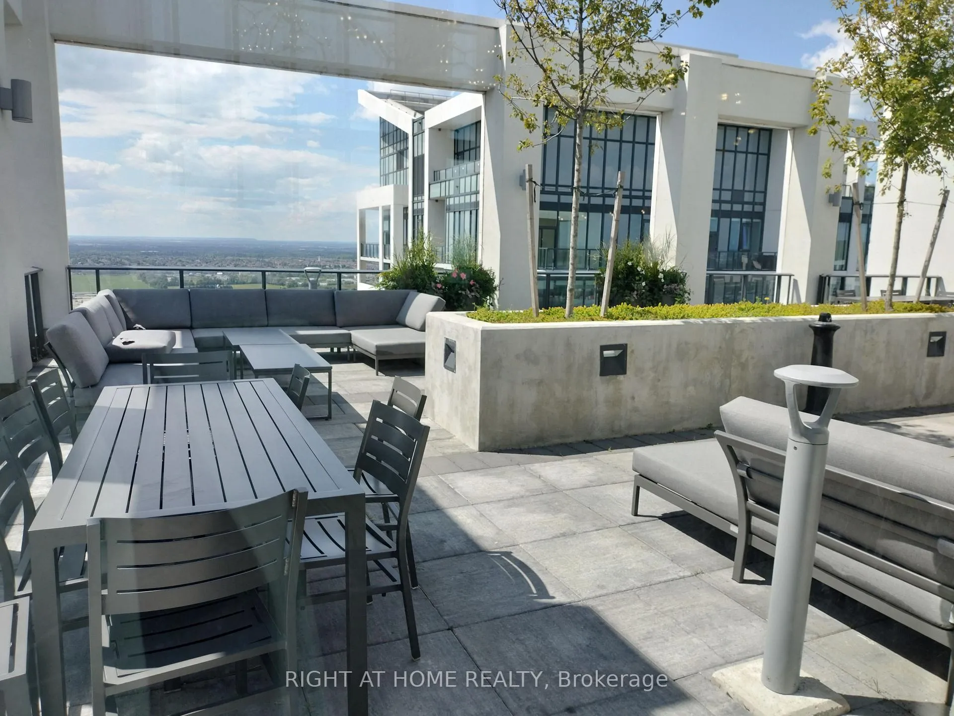 Photo 22 of Unit 617, 9000 Jane Street N, Vaughan, Concord — HOMEH