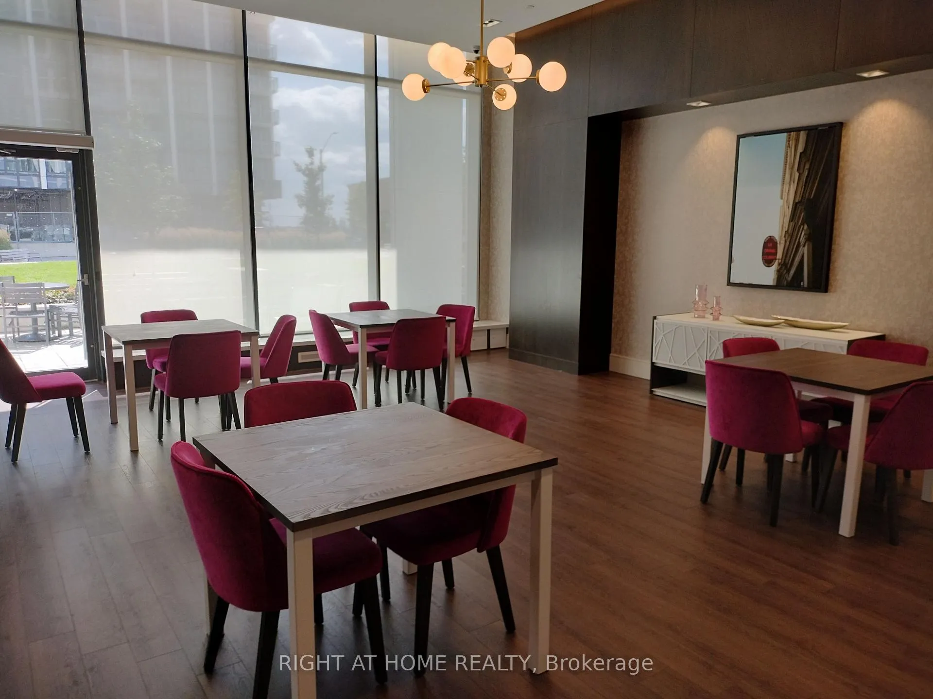 Photo 25 of Unit 617, 9000 Jane Street N, Vaughan, Concord — HOMEH