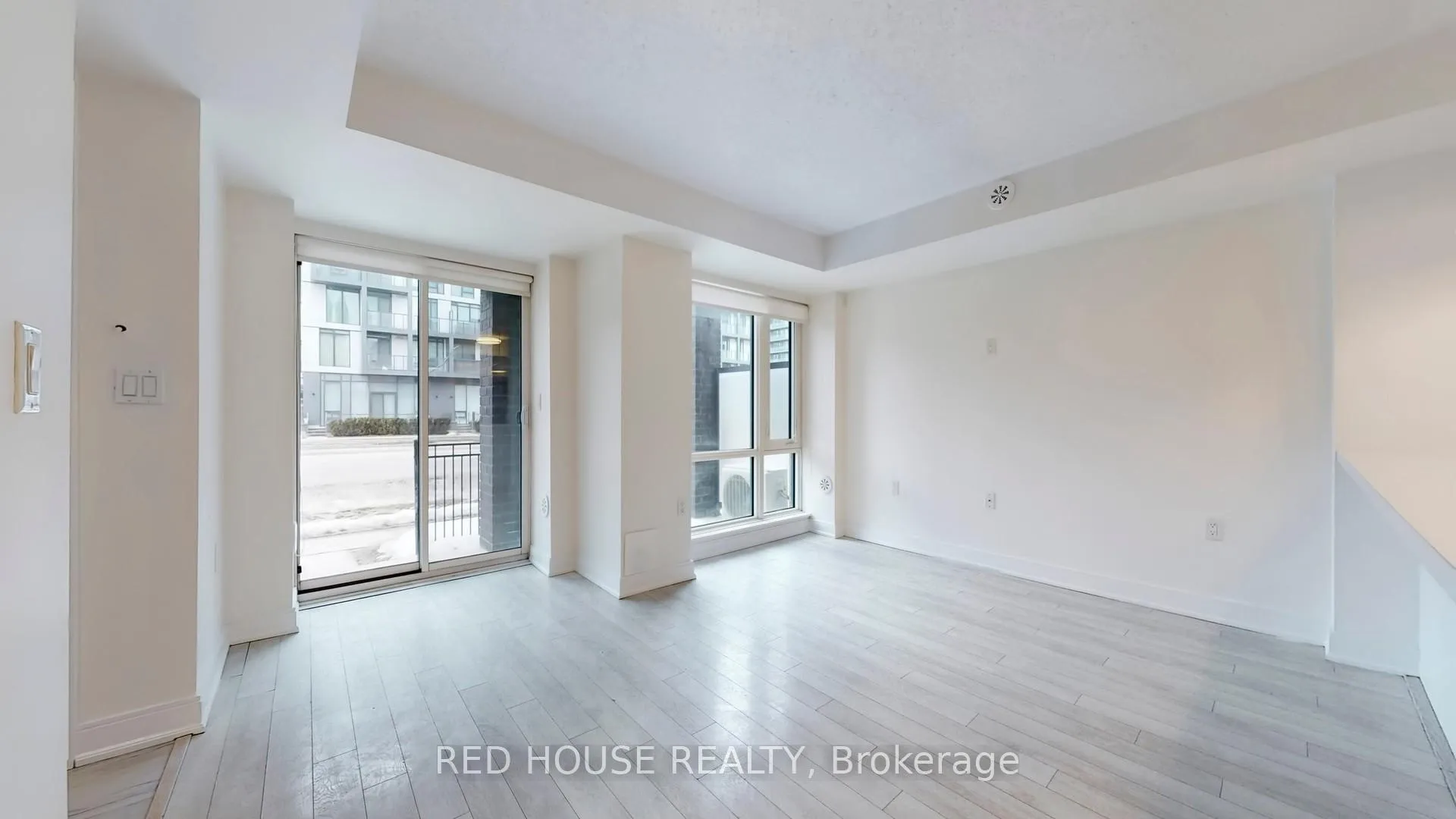 Photo 5 of Unit 81, 100 Dufay Road, Brampton, Northwest Brampton — HOMEH