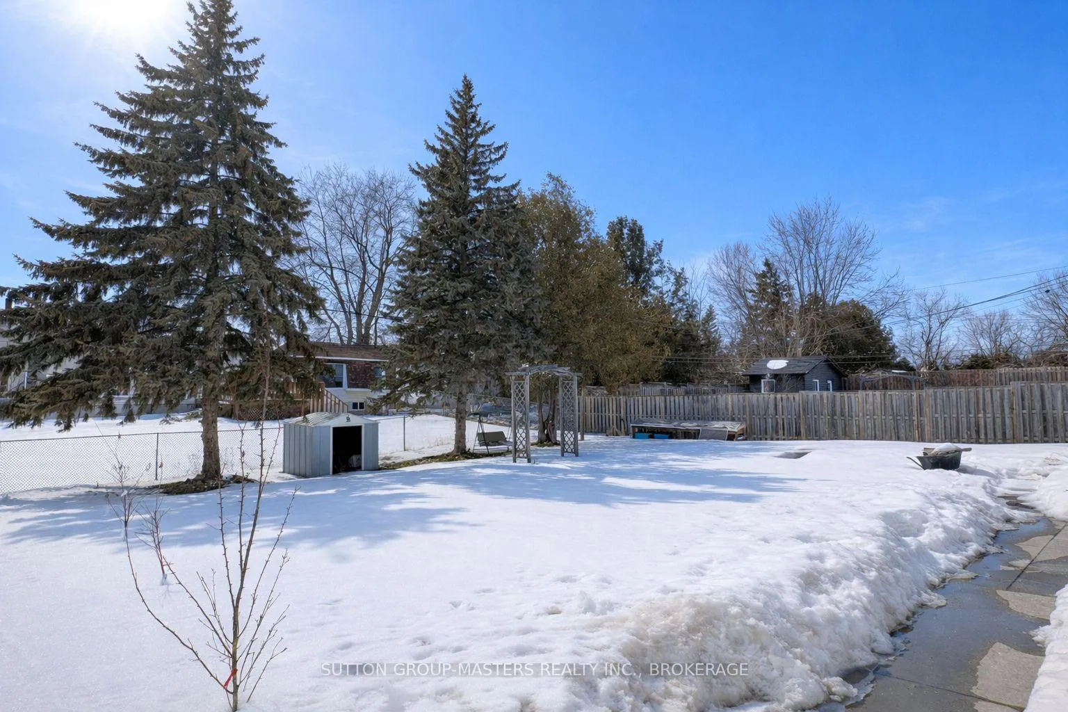 Photo 15 of 150 Manitou Crescent W, Loyalist, Amherstview — HOMEH