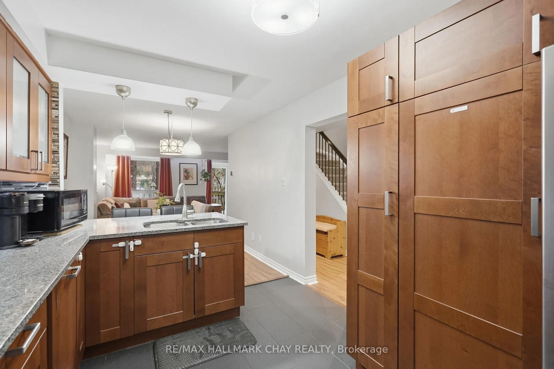 Photo 6 of Unit 67, 46 Moregate Crescent, Brampton, Central Park — HOMEH