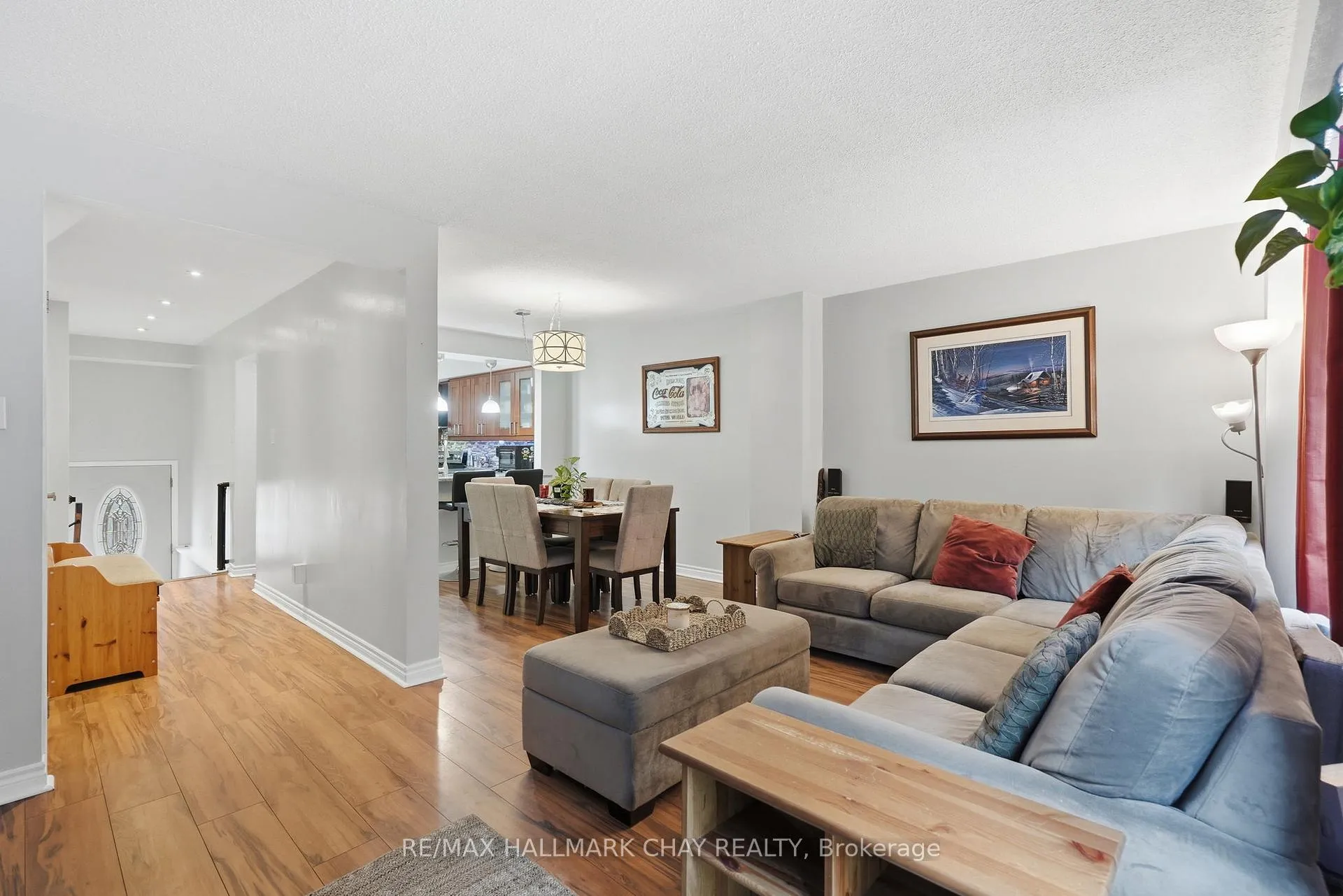 Photo 12 of Unit 67, 46 Moregate Crescent, Brampton, Central Park — HOMEH
