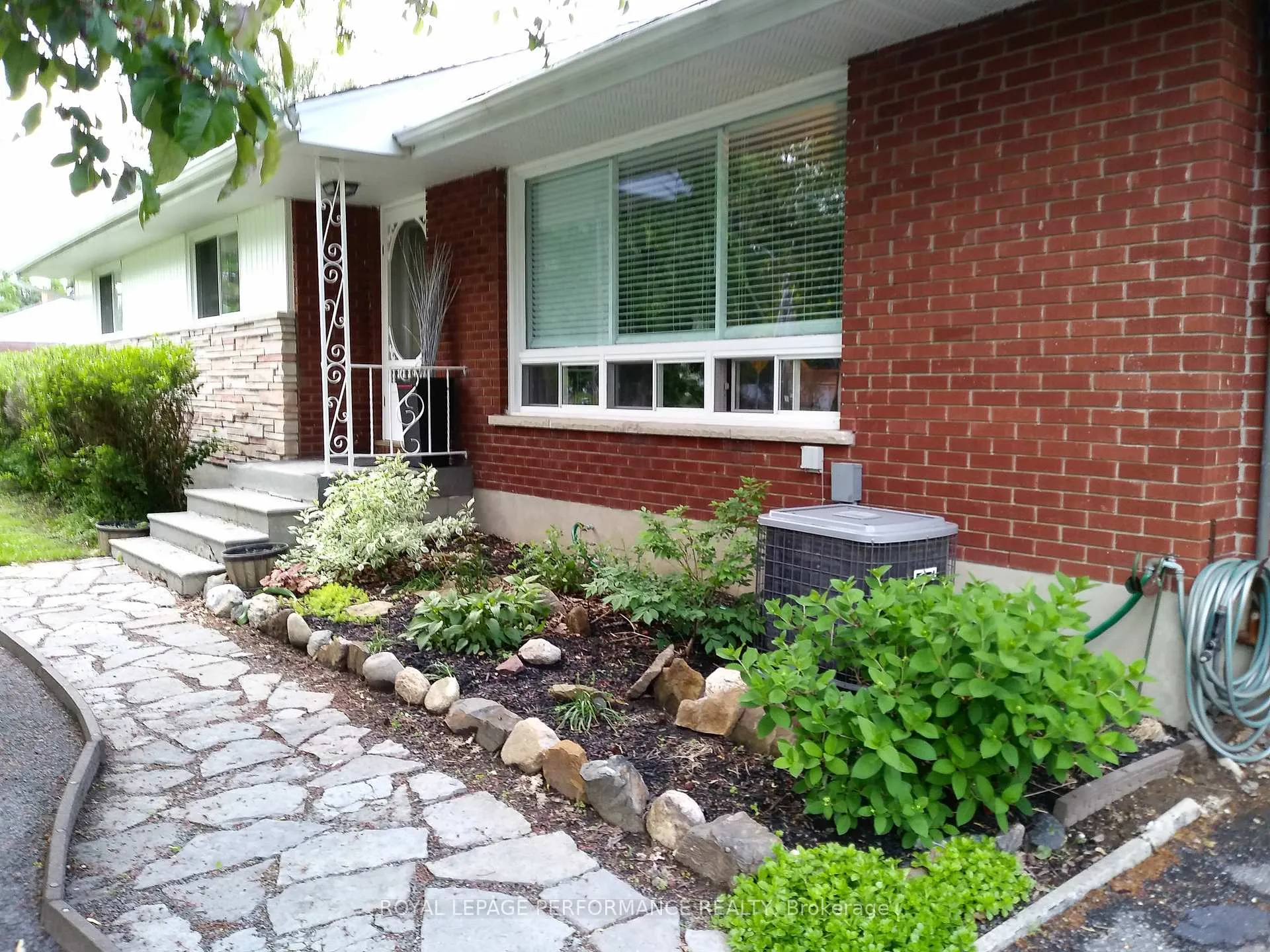 Photo 3 of 3864 Carp Road, Ottawa, Carp — HOMEH
