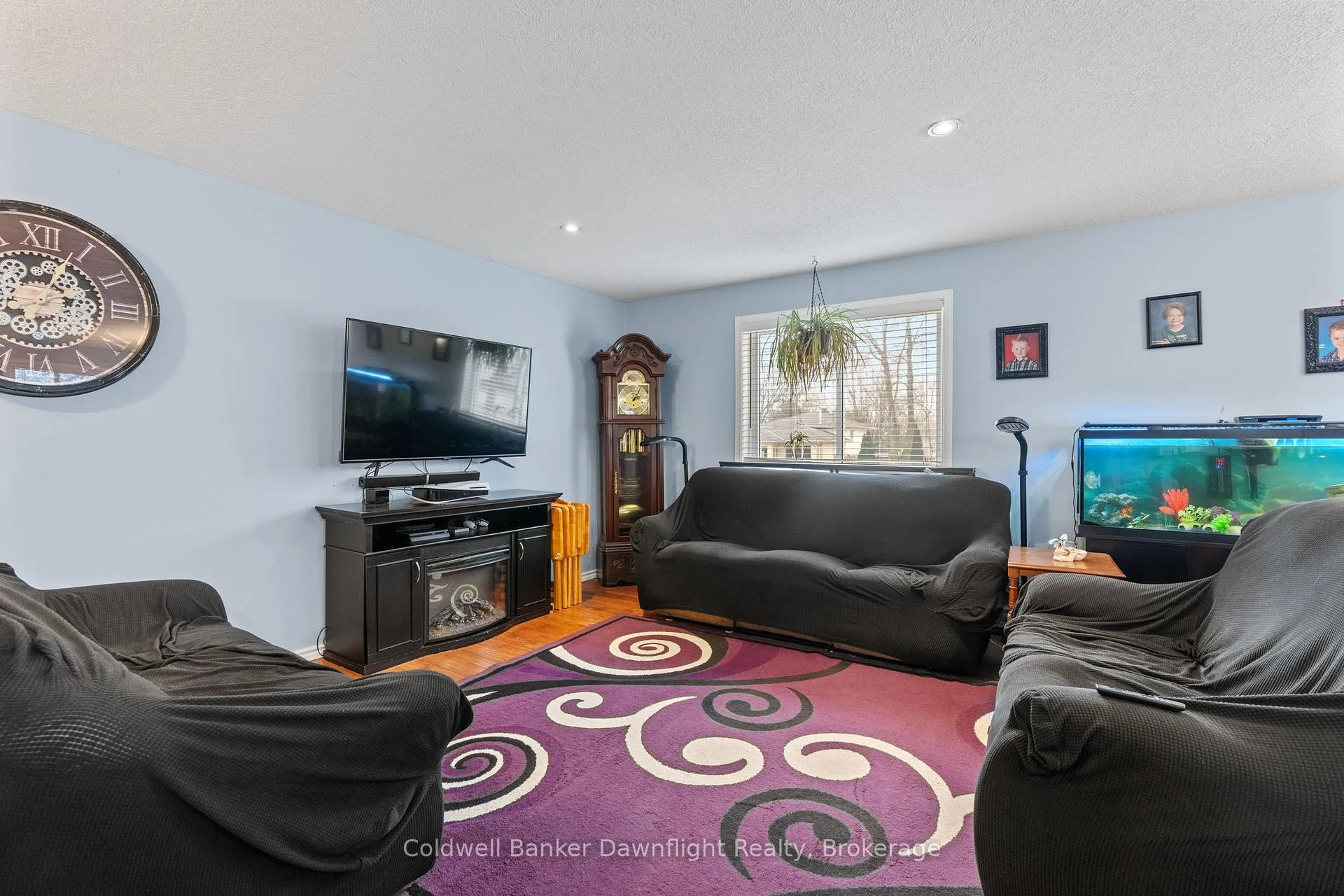 Photo 5 of 117 Mill Street, North Middlesex, Parkhill — HOMEH