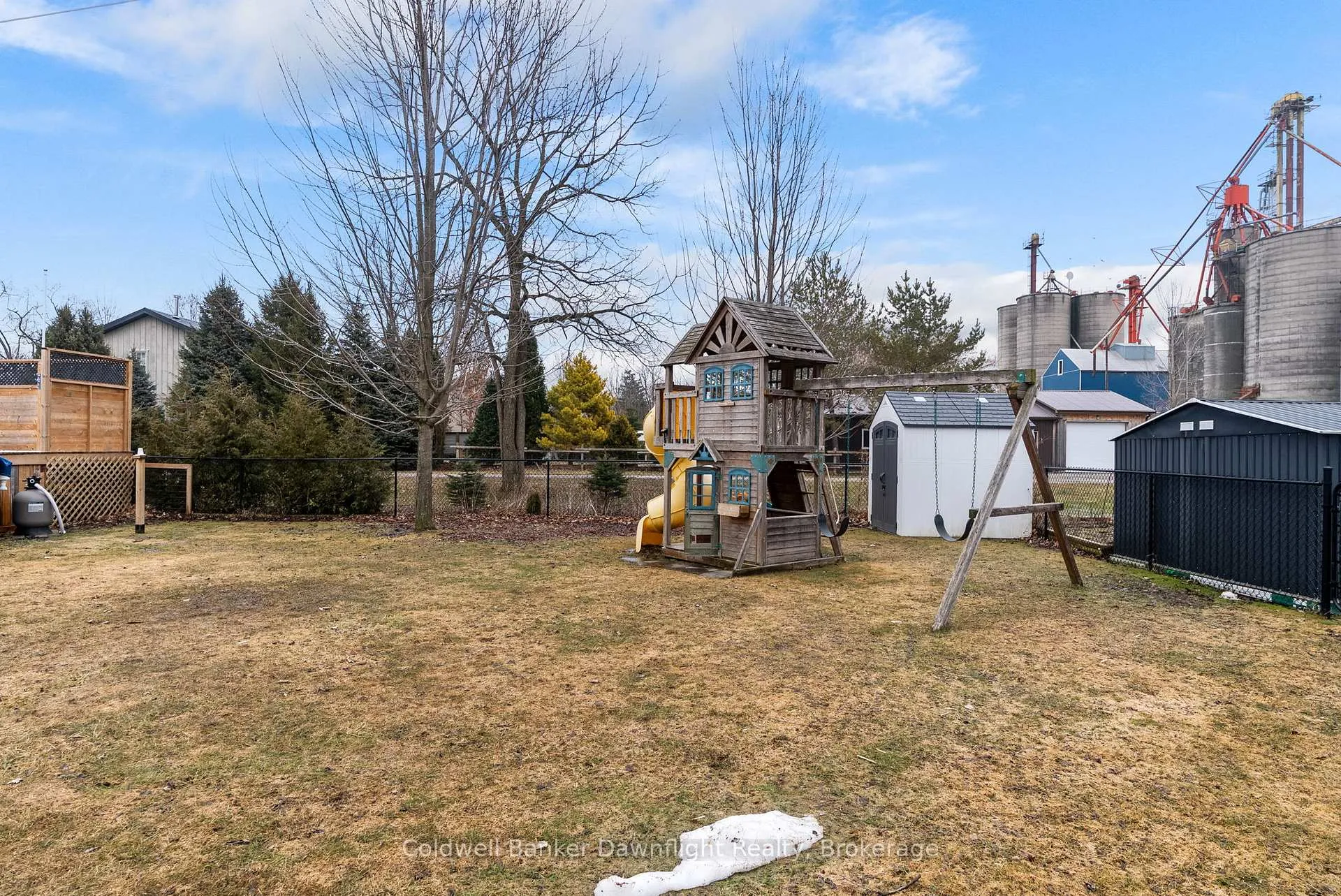 Photo 43 of 117 Mill Street, North Middlesex, Parkhill — HOMEH
