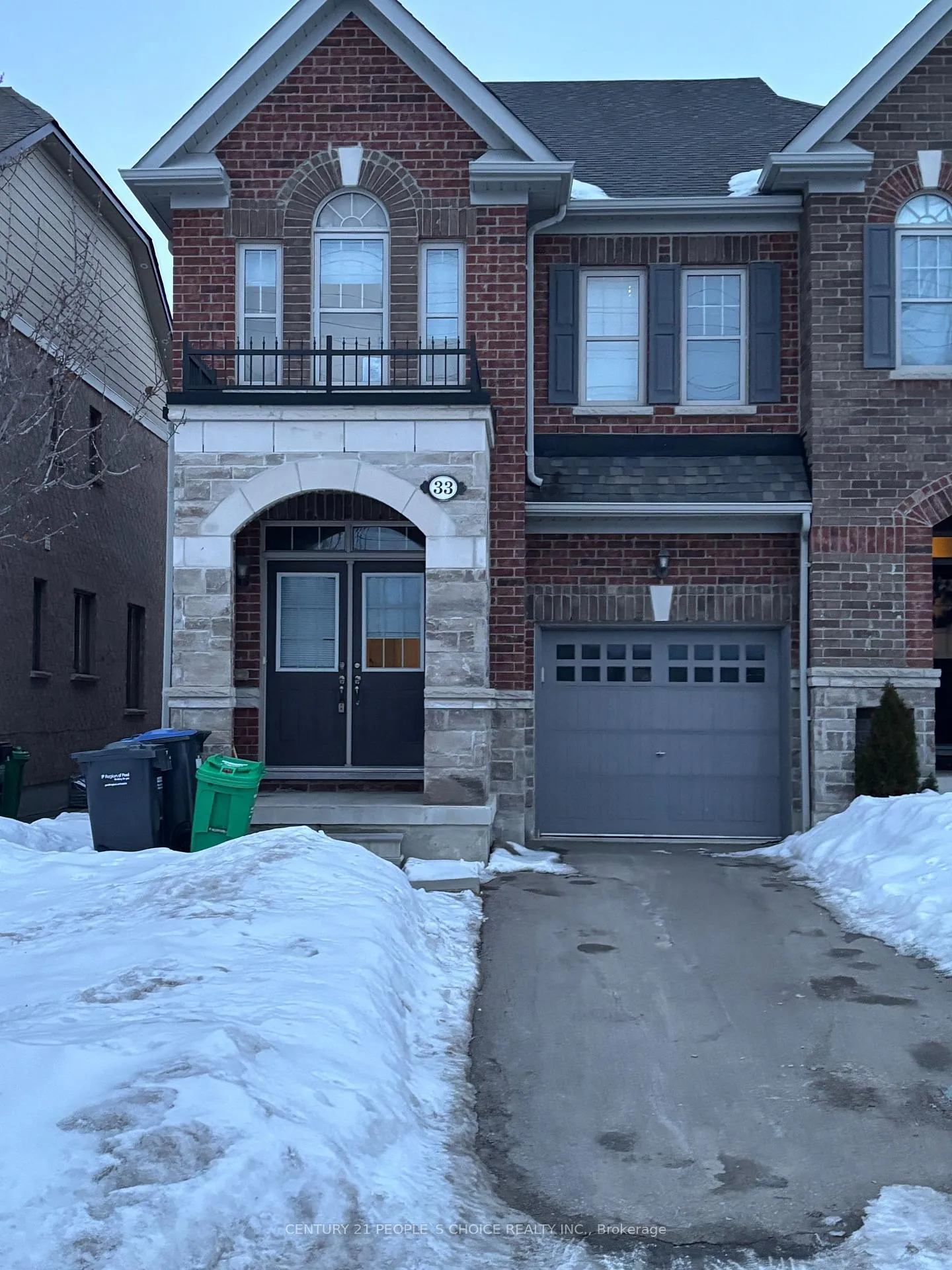 Photo 2 of 33 True Blue Crescent, Caledon, Bolton East — HOMEH
