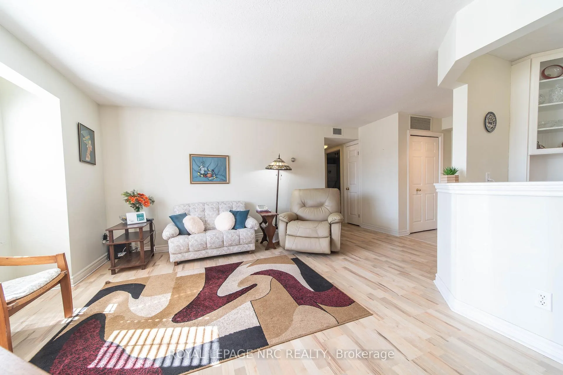 Photo 3 of Unit 202B, 1061 Vansickle Road N, St. Catharines, Grapeview — HOMEH