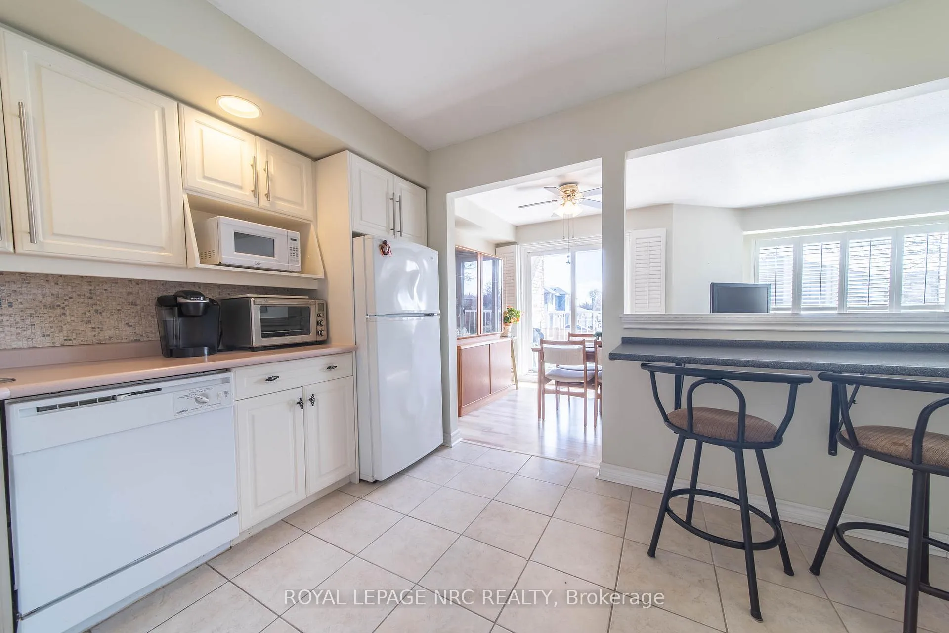 Photo 5 of Unit 202B, 1061 Vansickle Road N, St. Catharines, Grapeview — HOMEH