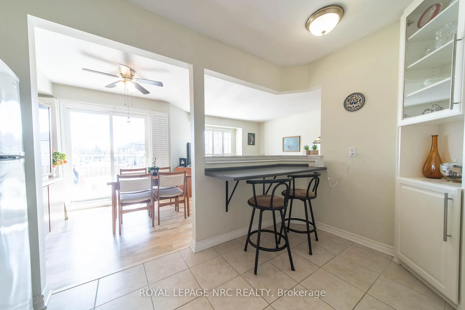 Photo 6 of Unit 202B, 1061 Vansickle Road N, St. Catharines, Grapeview — HOMEH