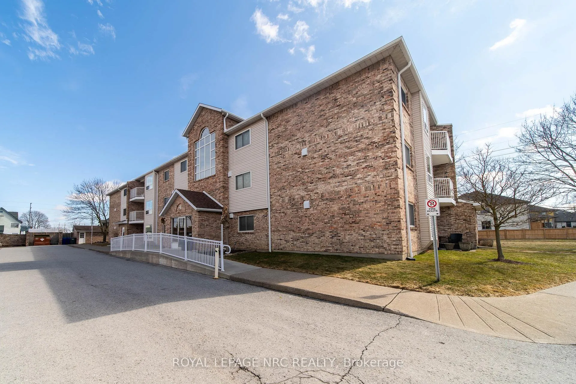 Photo 16 of Unit 202B, 1061 Vansickle Road N, St. Catharines, Grapeview — HOMEH