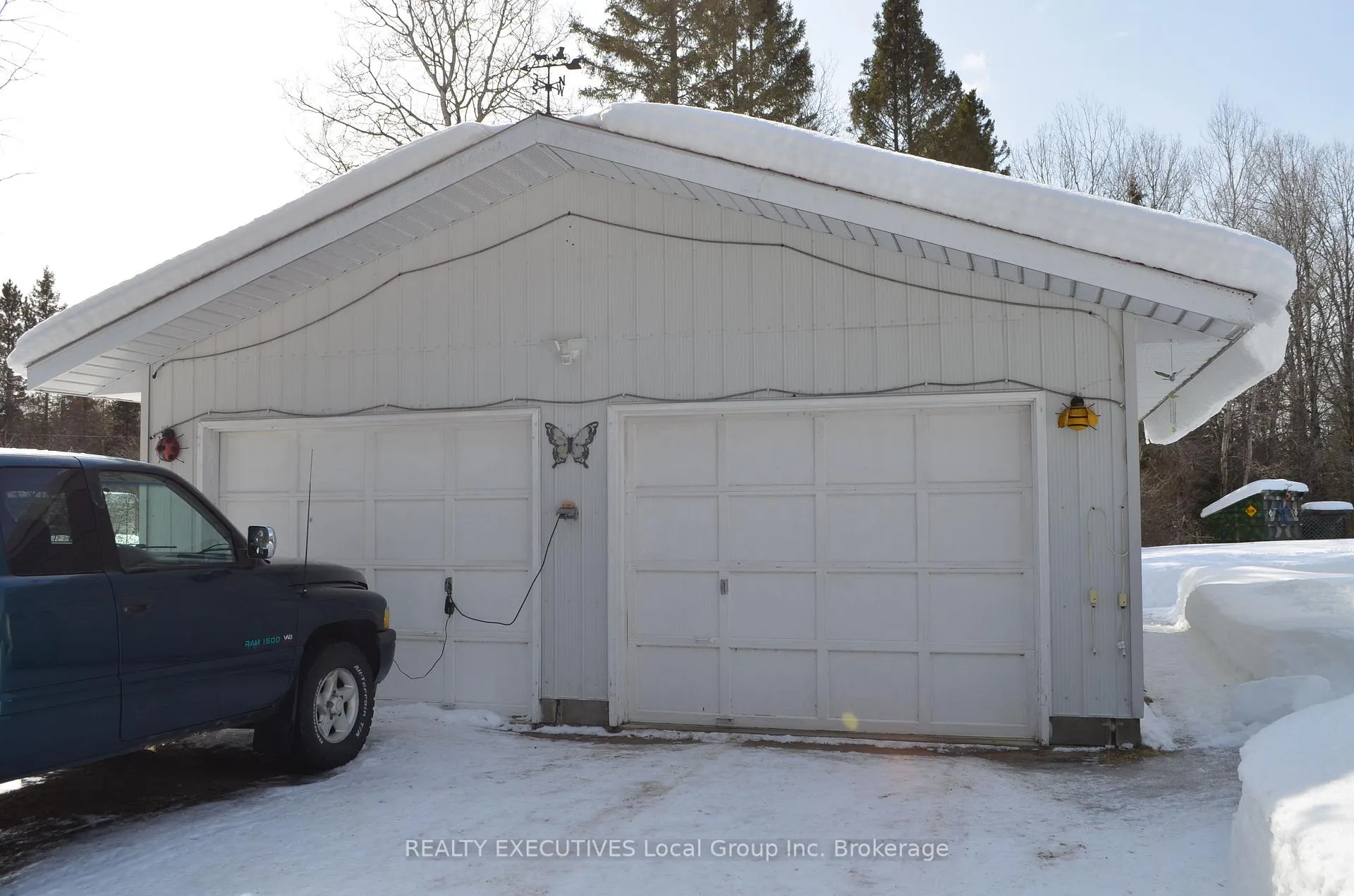 Photo 5 of 11 Chalet Road, Powassan — HOMEH