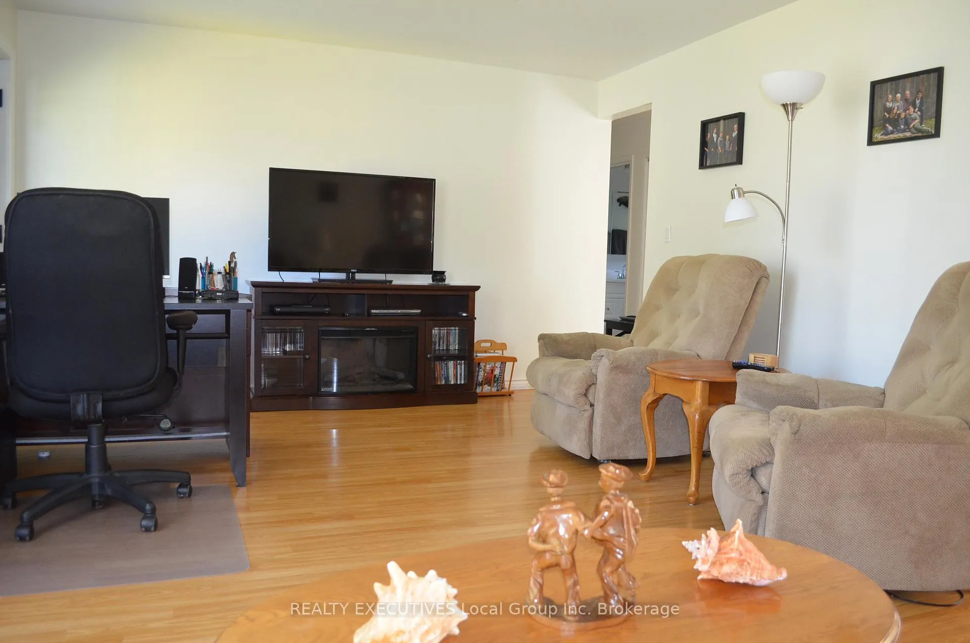 Photo 21 of 11 Chalet Road, Powassan — HOMEH