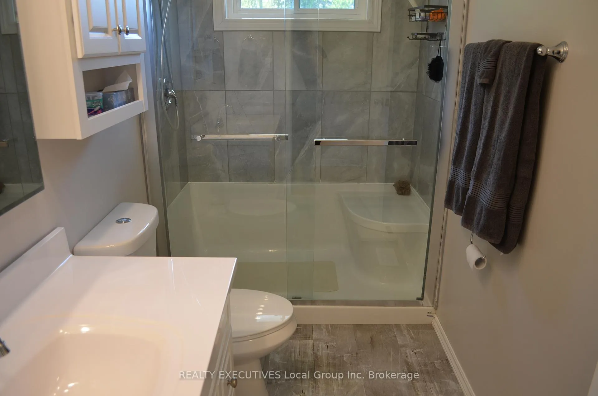 Photo 34 of 11 Chalet Road, Powassan — HOMEH