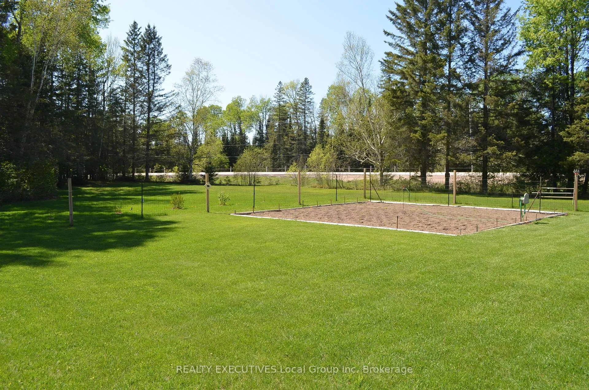 Photo 48 of 11 Chalet Road, Powassan — HOMEH