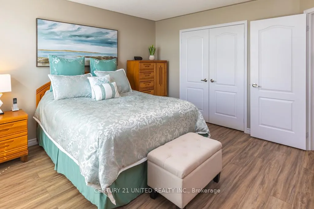 Photo 10 of 1019 Baker Street, Peterborough, Northcrest Ward 5 — HOMEH