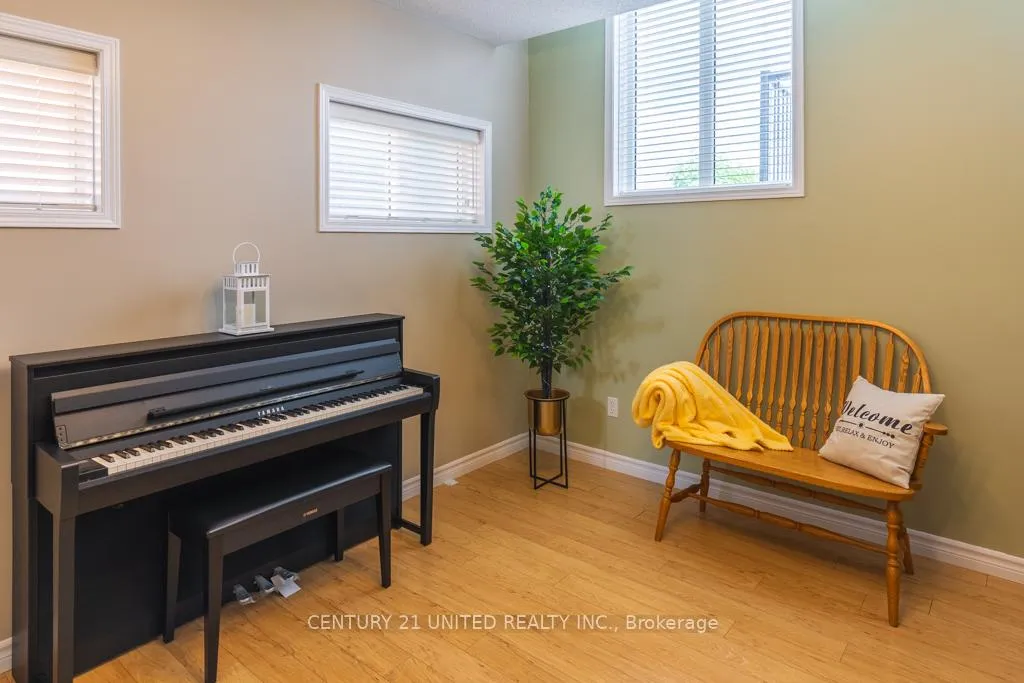 Photo 13 of 1019 Baker Street, Peterborough, Northcrest Ward 5 — HOMEH