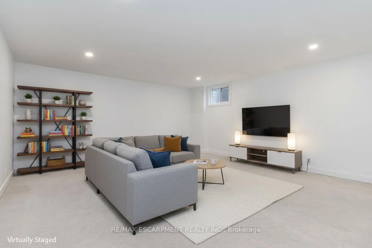 Photo 29 of Unit 3, 2166 Upper Middle Road, Burlington, Brant Hills — HOMEH