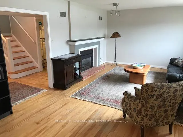 Photo 7 of 32 Ortona Circle N, Prince Edward County, Hallowell Ward — HOMEH