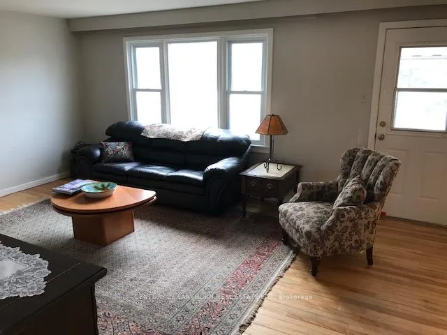 Photo 8 of 32 Ortona Circle N, Prince Edward County, Hallowell Ward — HOMEH