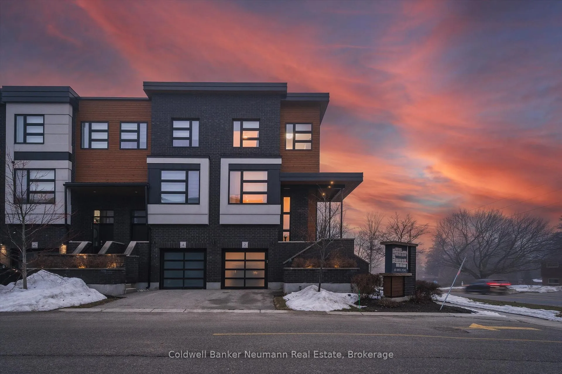 Photo 2 of Unit 2, 60 Arkell Road, Guelph, Kortright East — HOMEH