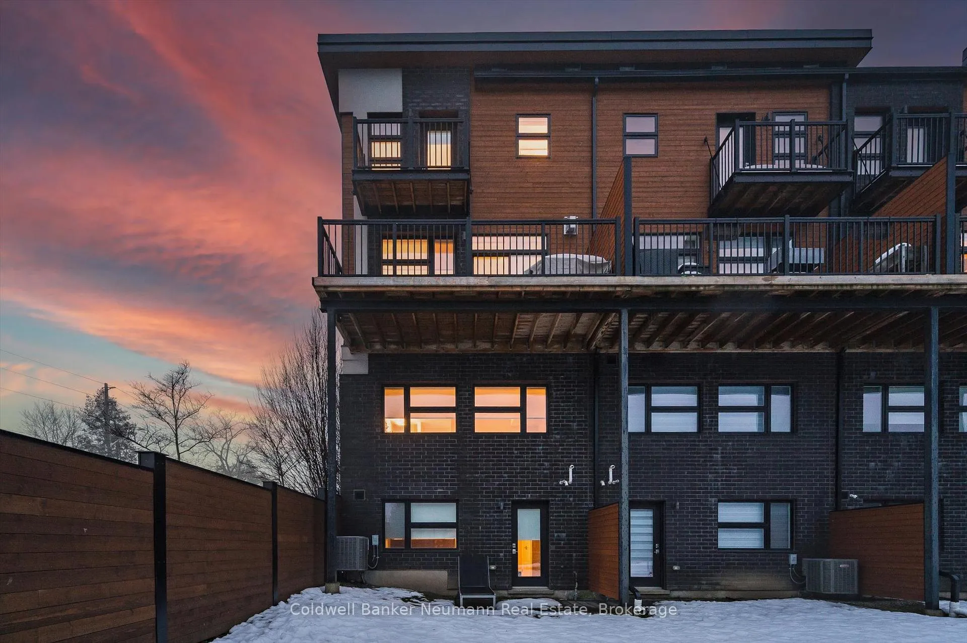Photo 3 of Unit 2, 60 Arkell Road, Guelph, Kortright East — HOMEH