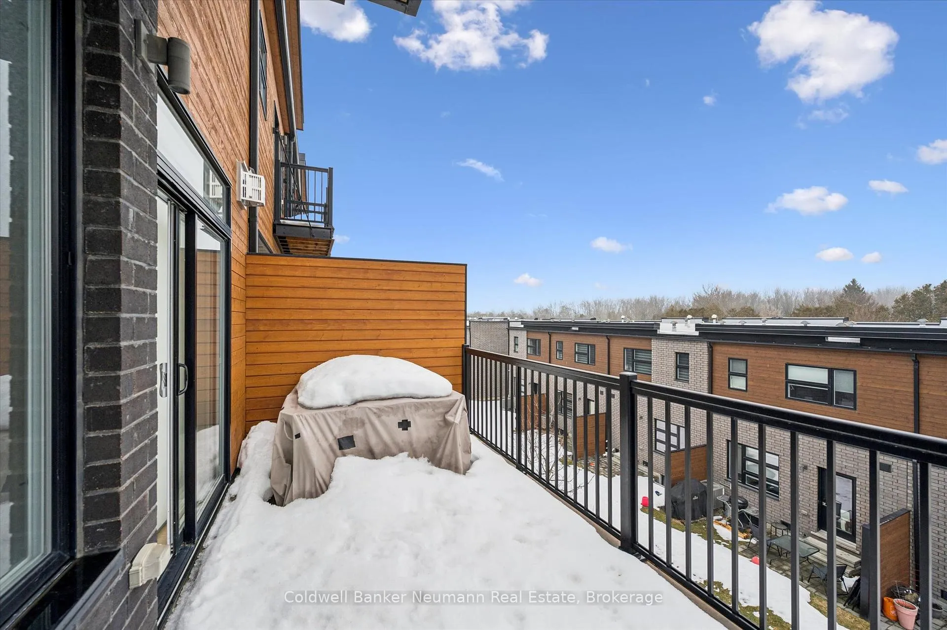 Photo 23 of Unit 2, 60 Arkell Road, Guelph, Kortright East — HOMEH