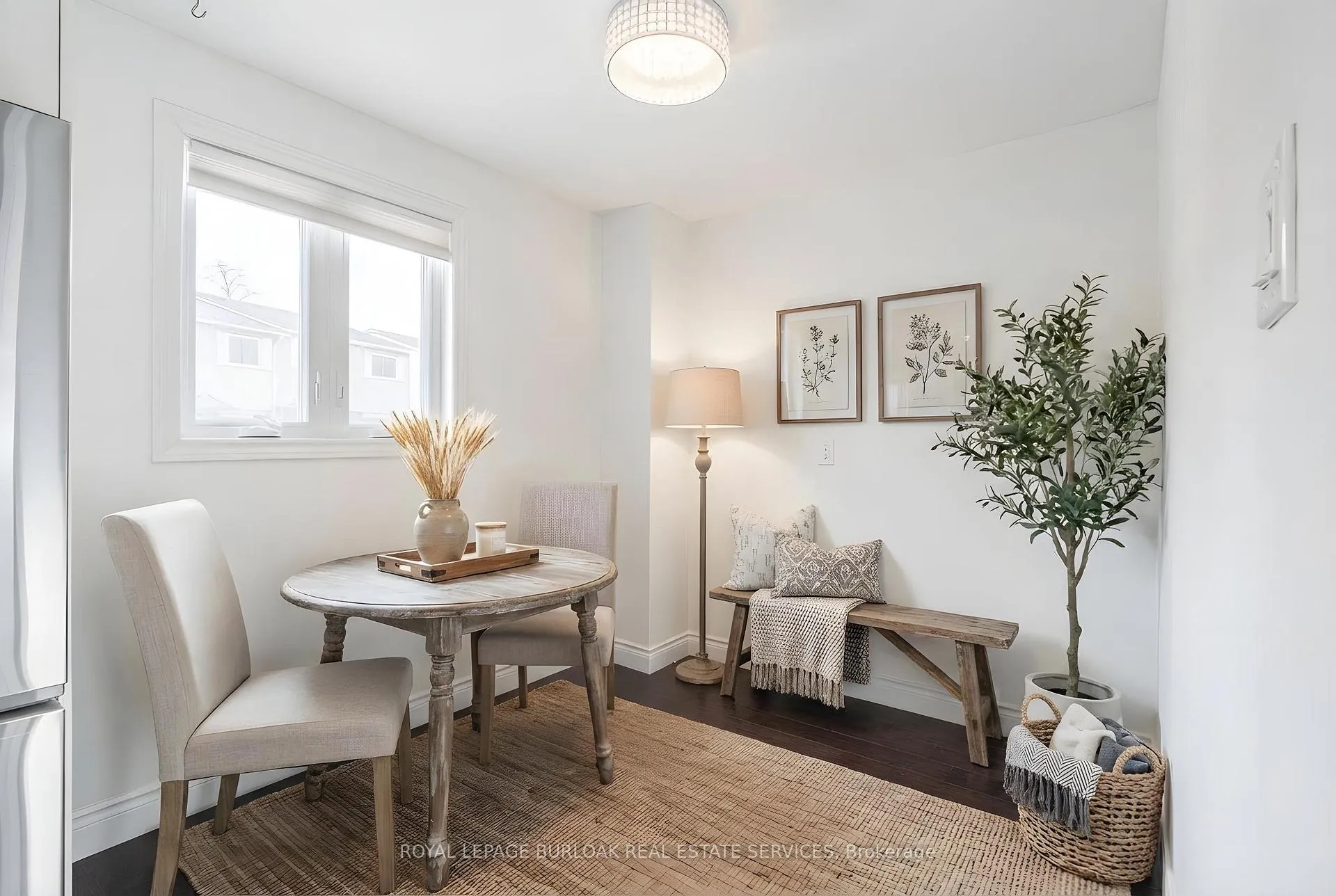 Photo 8 of 5042 Brady Avenue, Burlington, Appleby — HOMEH