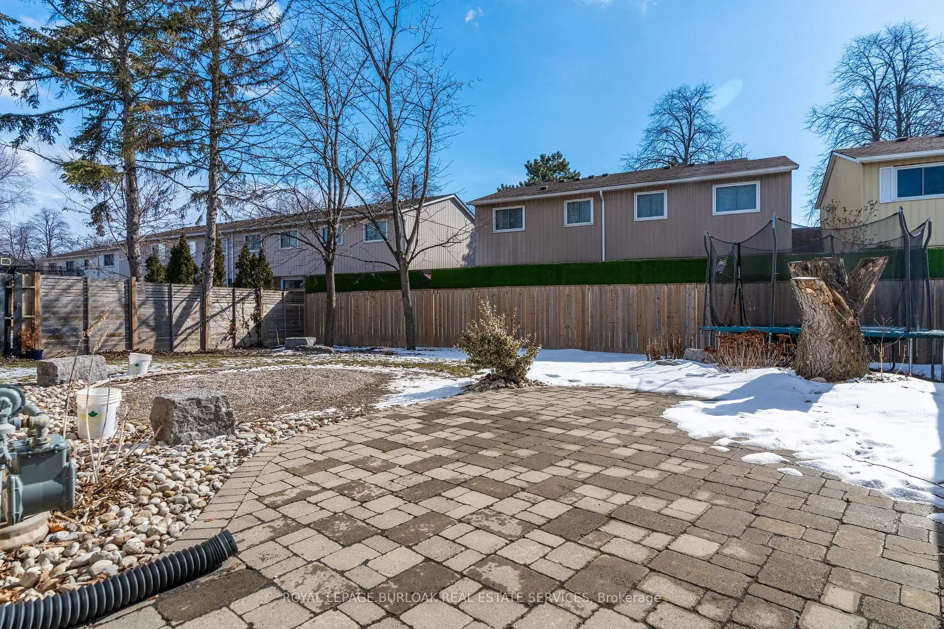 Photo 24 of 5042 Brady Avenue, Burlington, Appleby — HOMEH