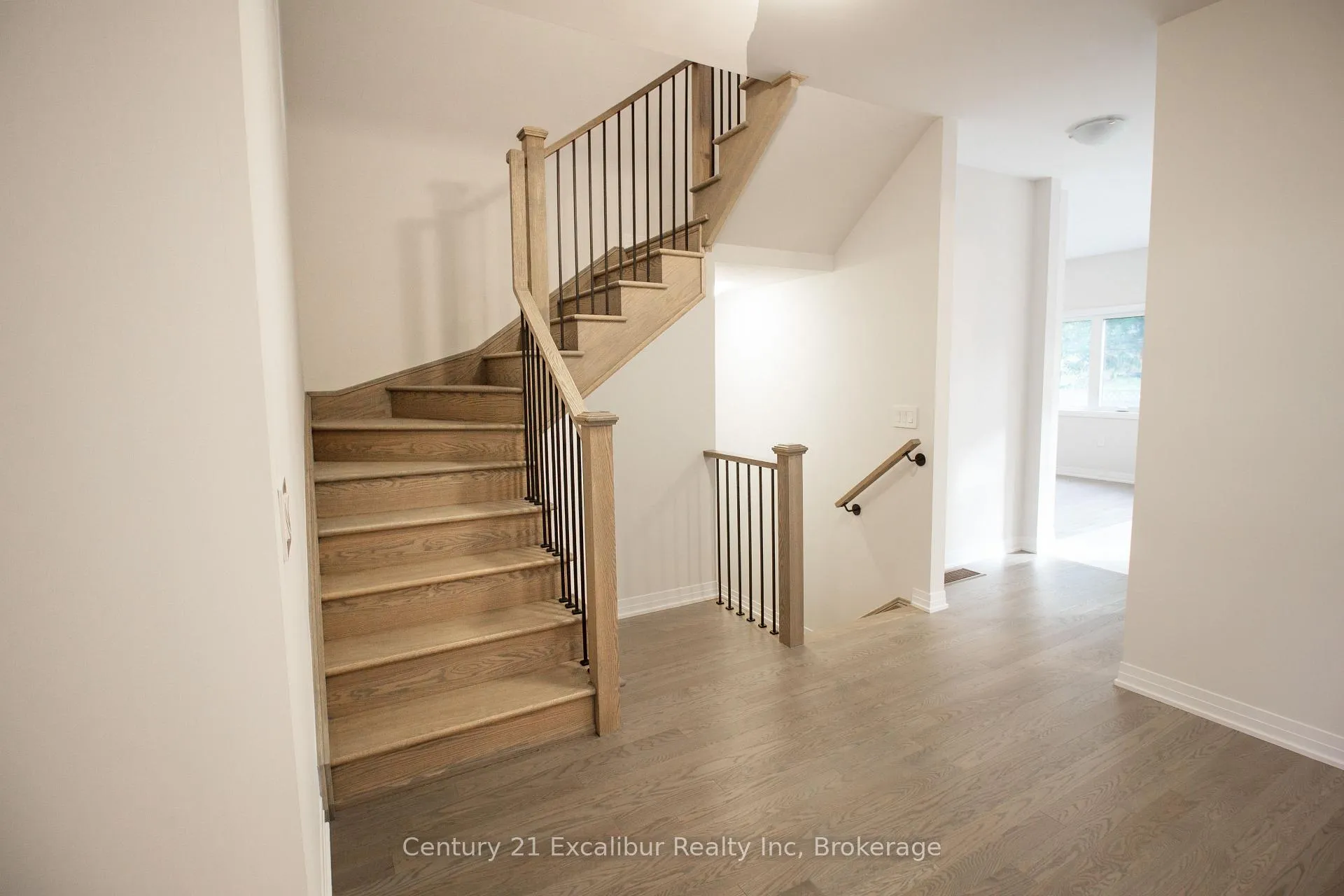 Photo 2 of 225 Dingman Street, Wellington North, Arthur — HOMEH