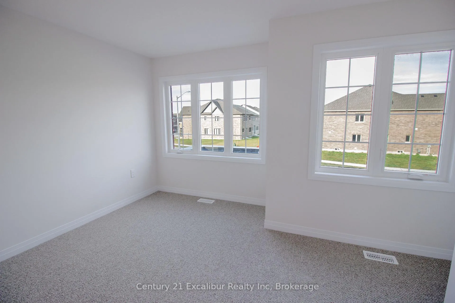 Photo 10 of 225 Dingman Street, Wellington North, Arthur — HOMEH