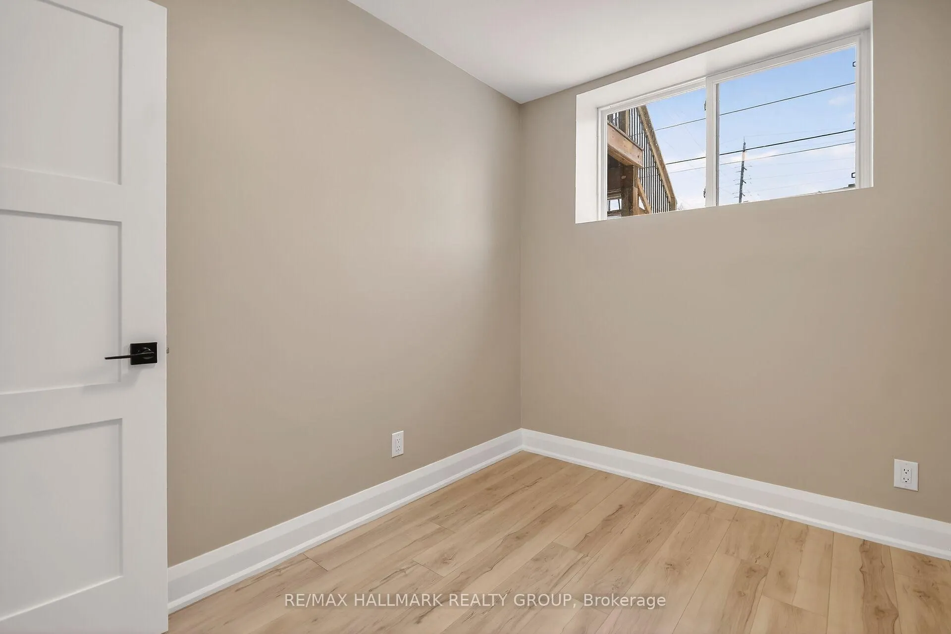 Photo 20 of Unit B - Basement Unit, 74 Burnett's Grove Circle, Ottawa, Barrhaven - Pheasant Run — HOMEH