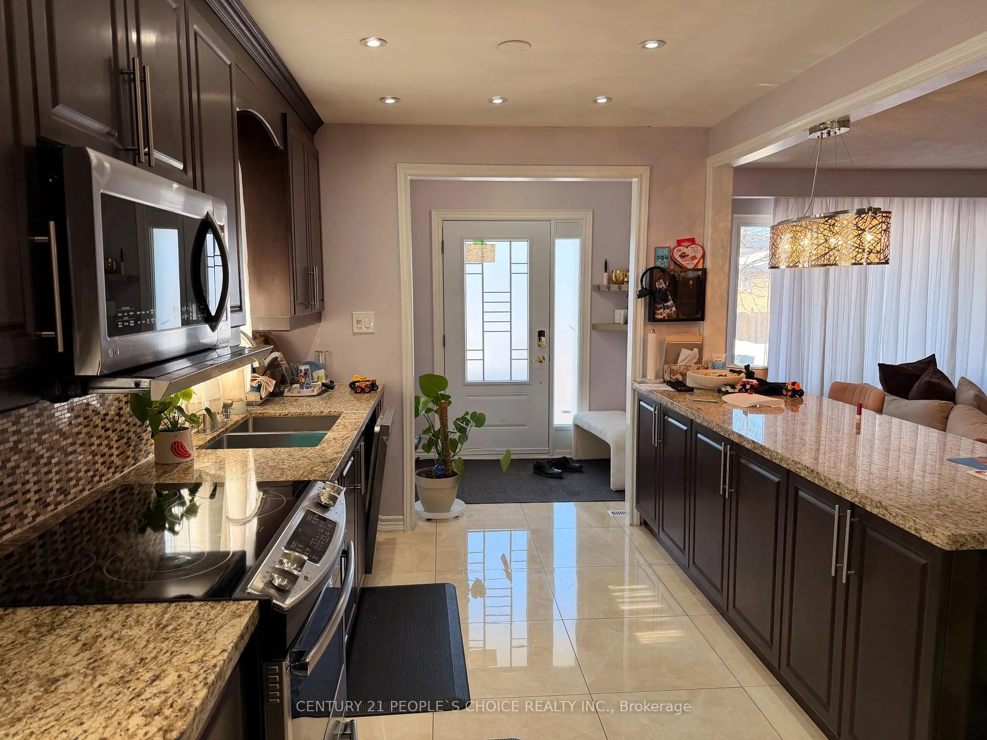 Photo 1 of 46 Abell Drive, Brampton, Madoc — HOMEH