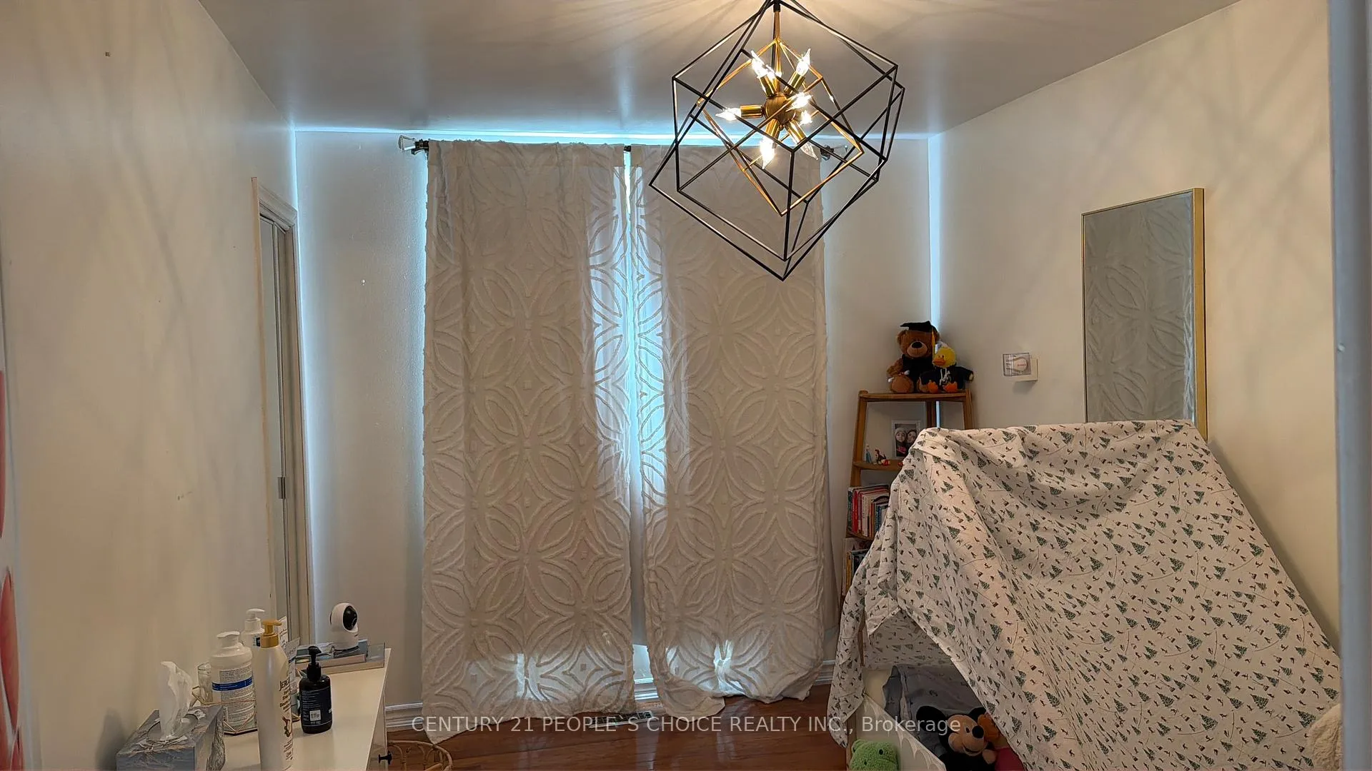 Photo 11 of 46 Abell Drive, Brampton, Madoc — HOMEH