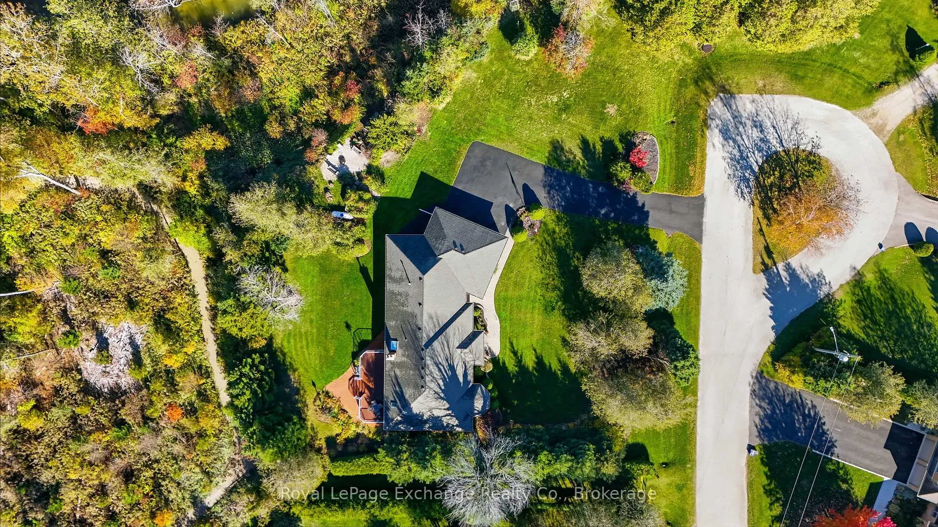 Photo 3 of 115 Deerhurst Drive, Huron-Kinloss — HOMEH