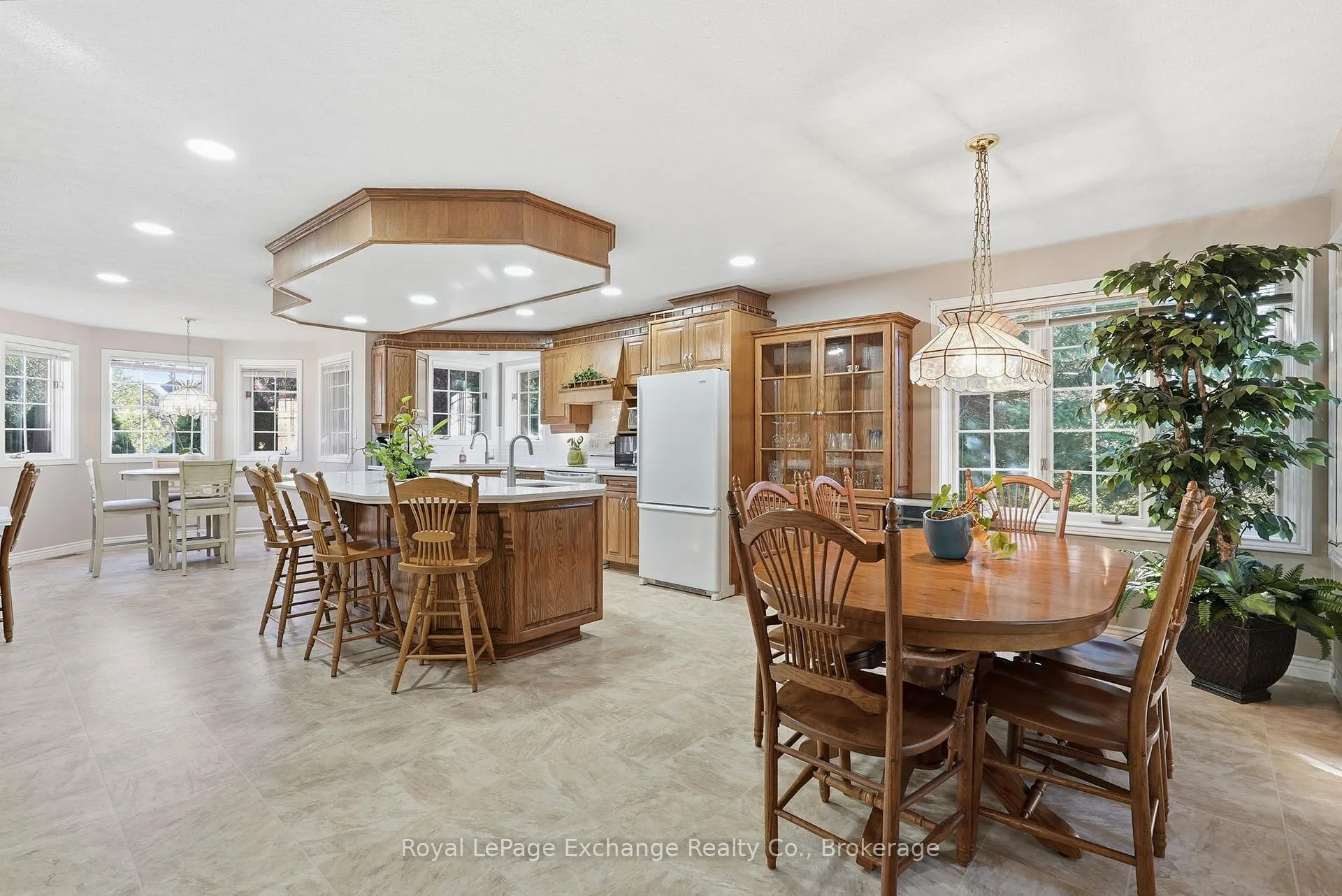Photo 14 of 115 Deerhurst Drive, Huron-Kinloss — HOMEH