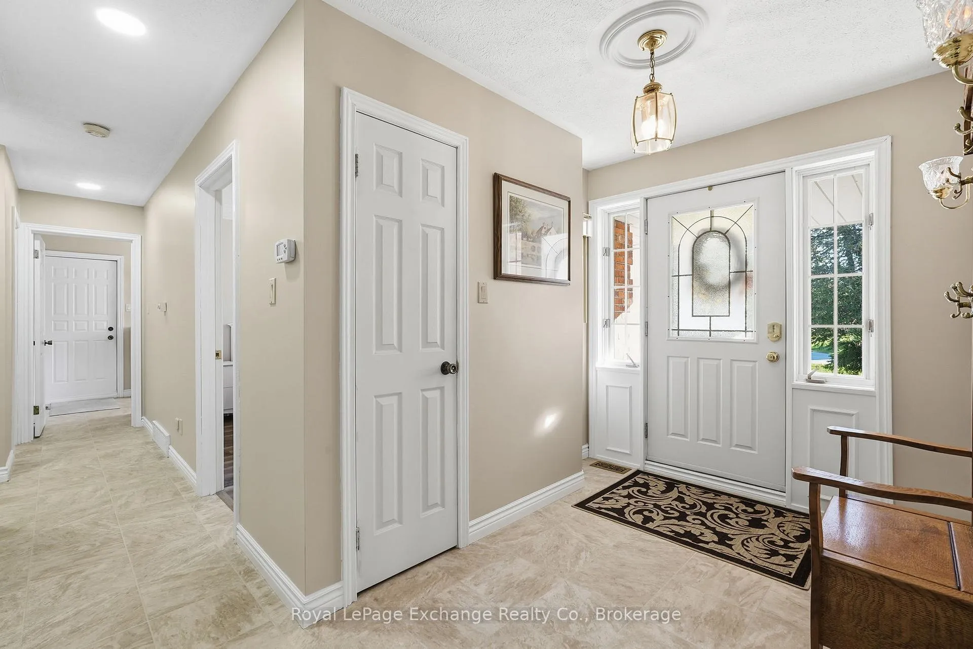 Photo 19 of 115 Deerhurst Drive, Huron-Kinloss — HOMEH