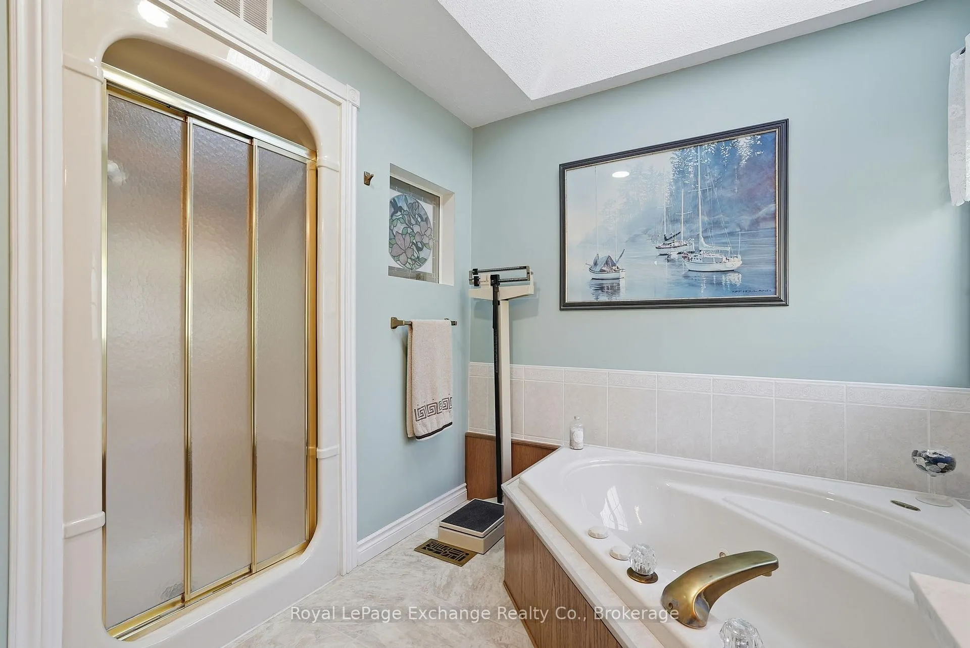 Photo 25 of 115 Deerhurst Drive, Huron-Kinloss — HOMEH