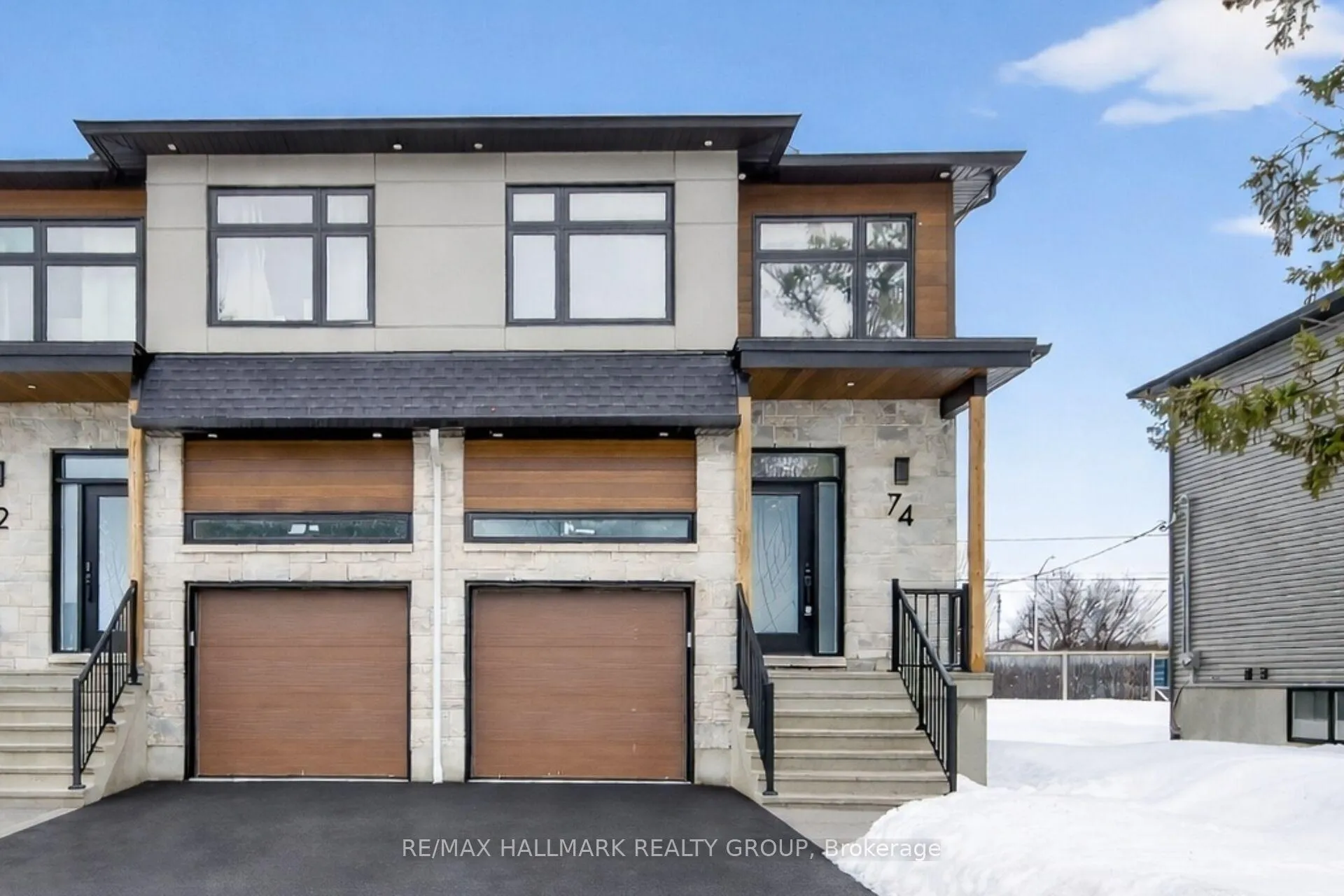 Photo 2 of 74 Burnett's Grove Circle, Ottawa, Barrhaven - Pheasant Run — HOMEH