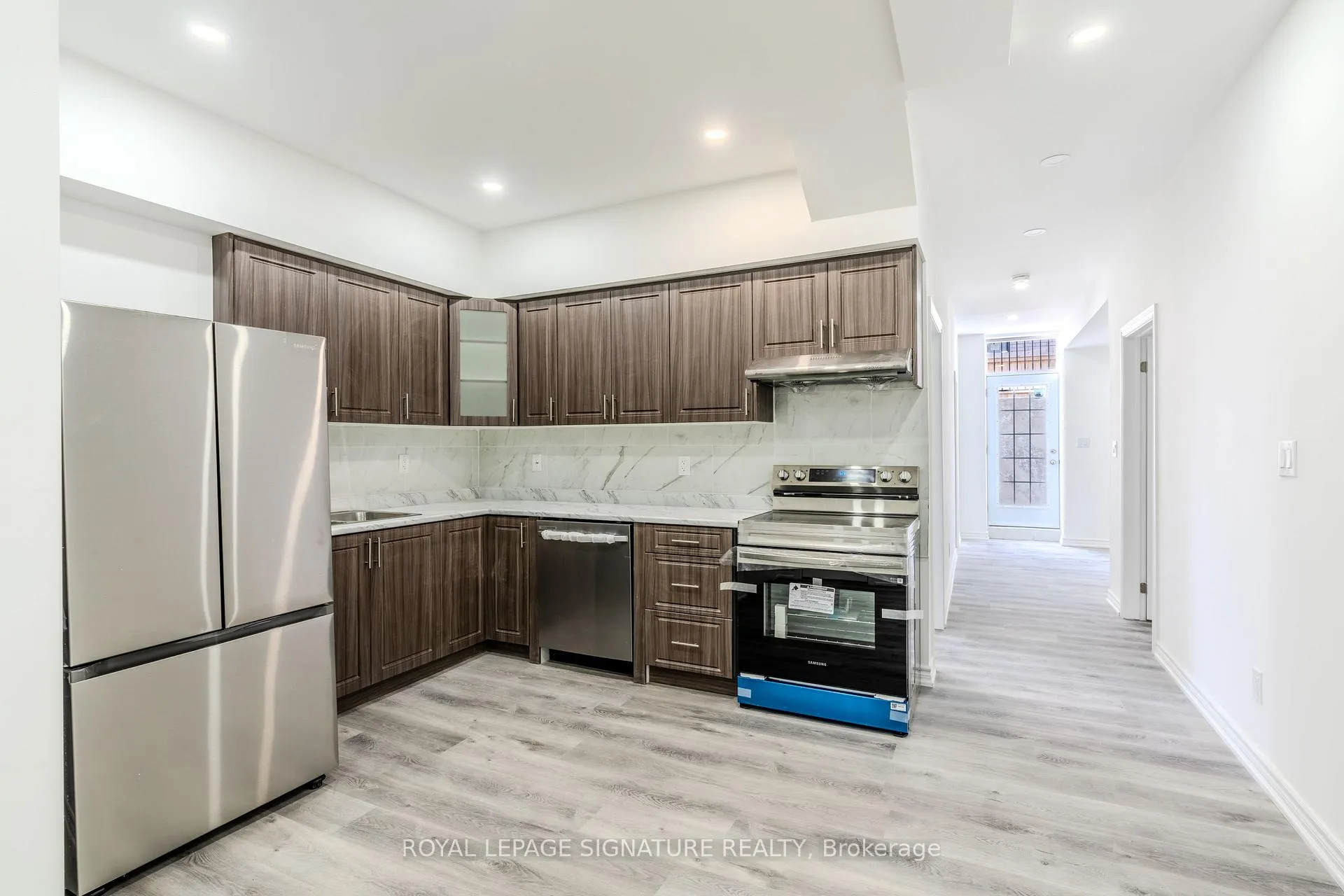 Photo 5 of Unit Bsmt, 9 Walter Clifford Nesb Drive, Whitby, Rural Whitby — HOMEH